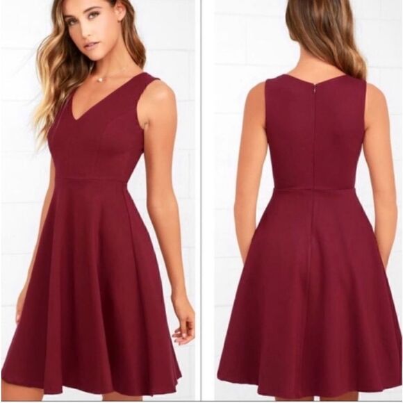 Lulus Hello World Sleeveless V Neck Skater Midi Dress Fit & Flare Burgundy M - Picture 1 of 10